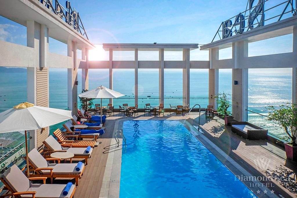 khách sạn đà nẵng gần biển có hồ bơi - Khách sạn Diamon Sea